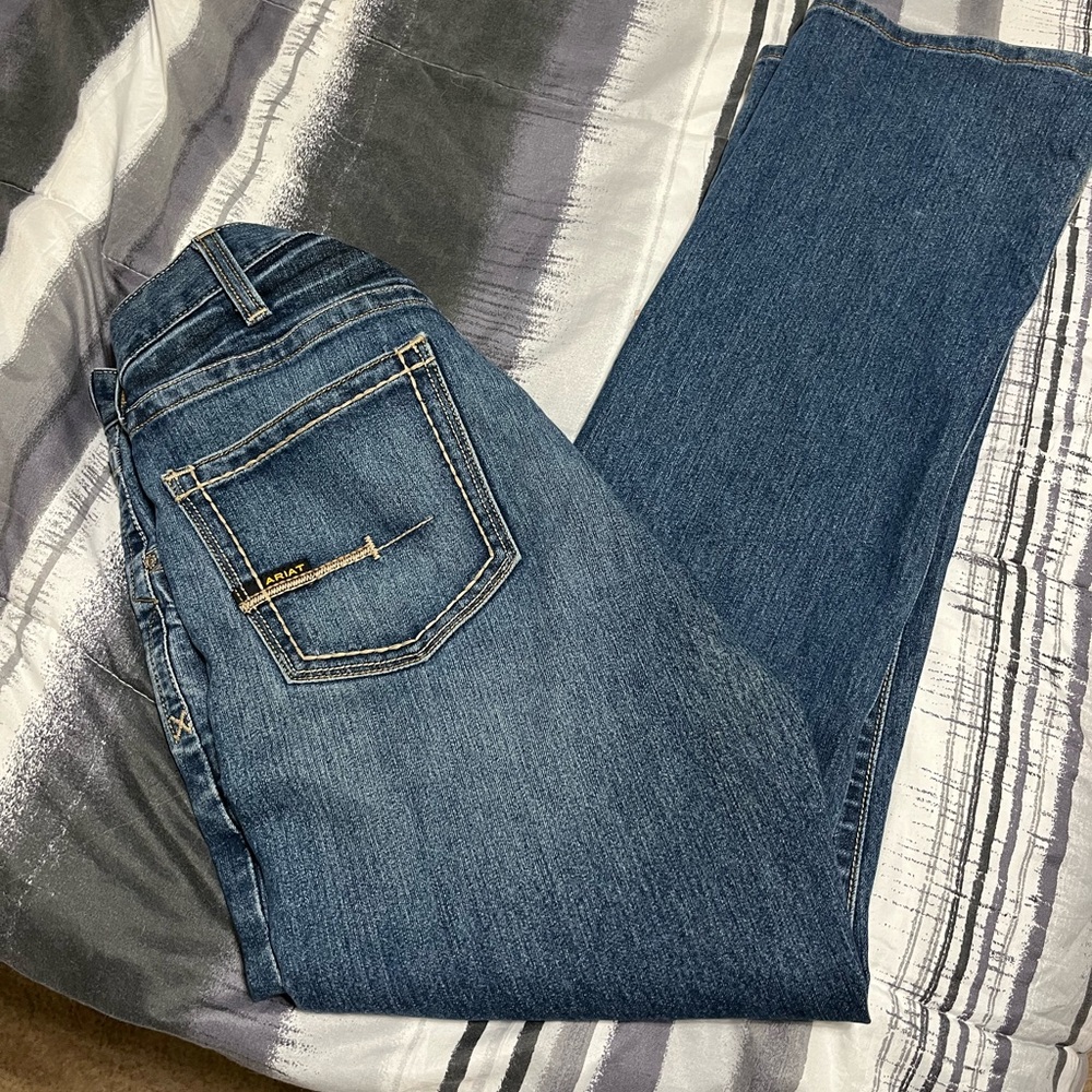 Mens Brand new Ariat Jeans in amazing condition!